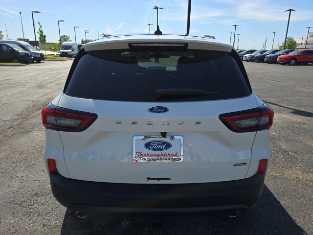 New 2025 Ford Escape ST-Line Elite w/ Tech Pack #2 image 4