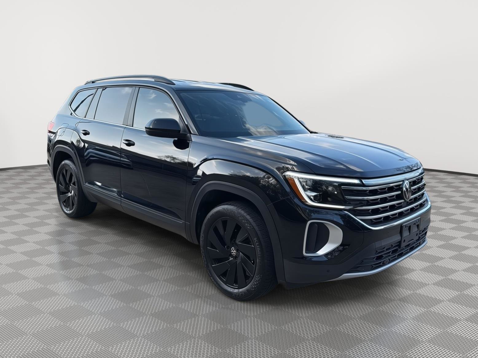 Used 2024 Volkswagen Atlas SE image 7