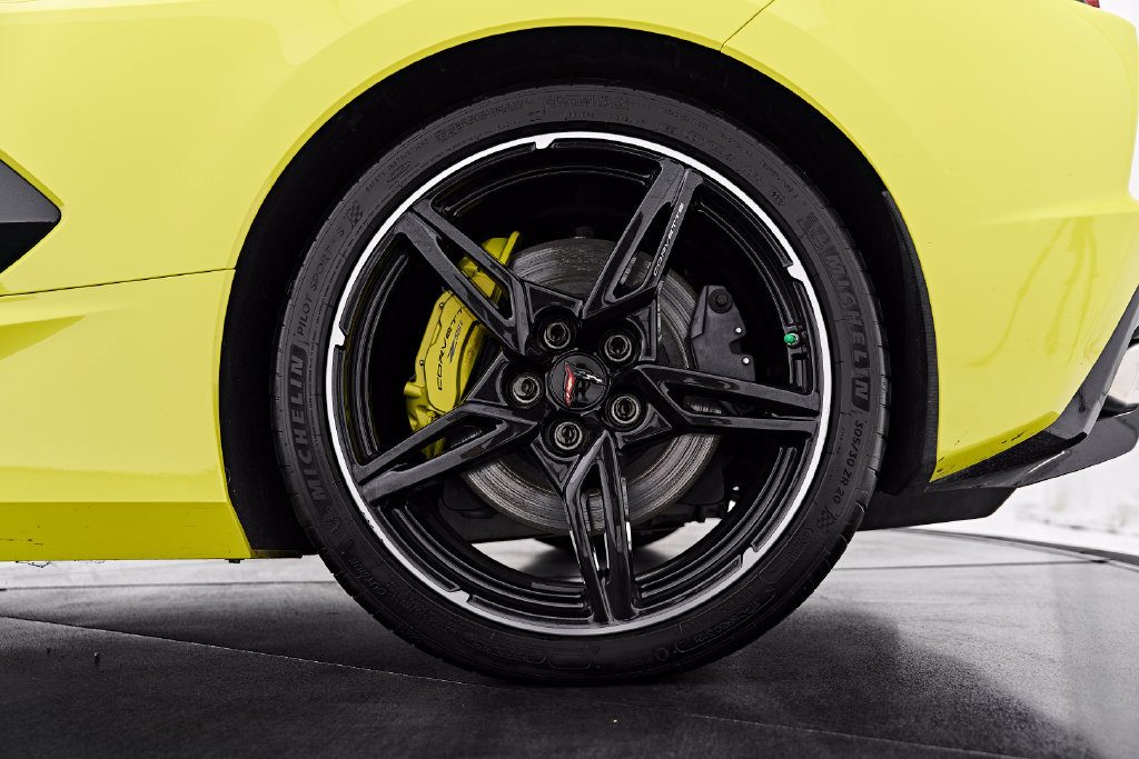 Used 2022 Chevrolet Corvette Stingray Premium Conv w/ Z51 Performance Package RWD image 39