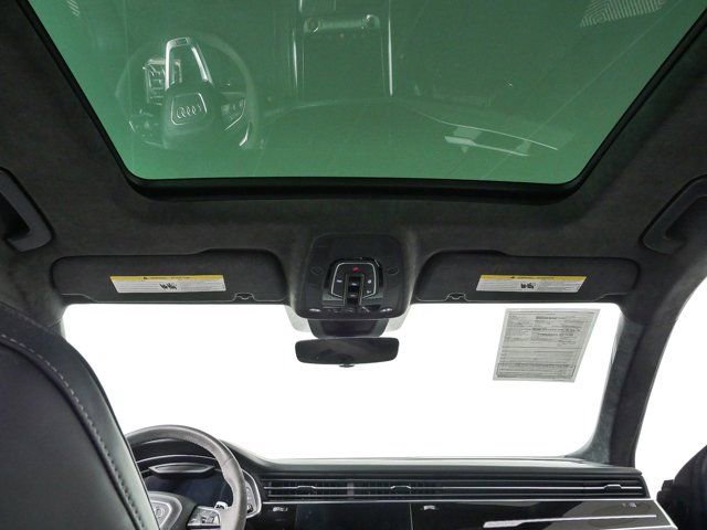 Used 2022 Audi RS Q8 AWD/4WD image 21