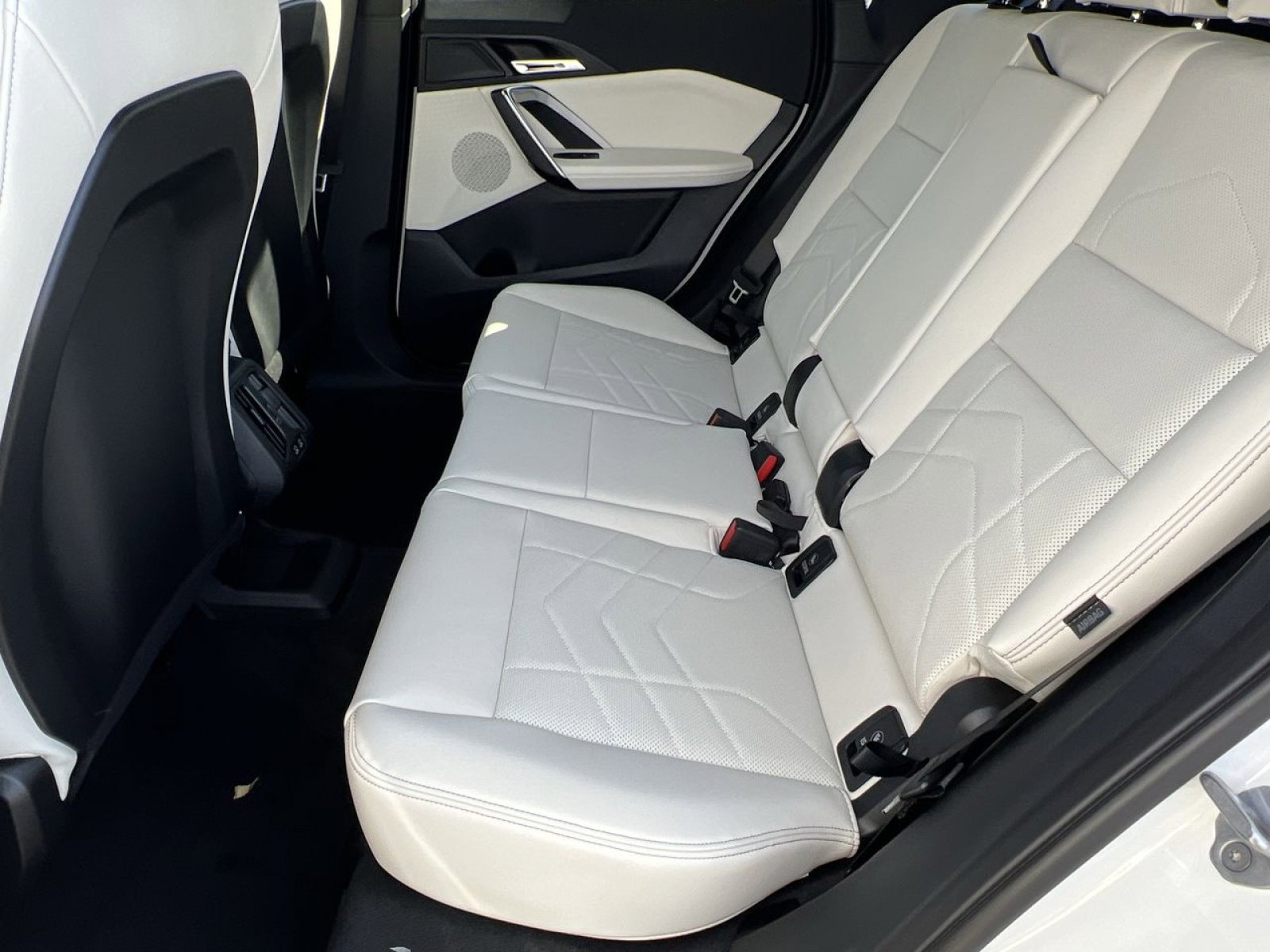 New 2026 BMW X1 xDrive28i w/ Technology Package image 22