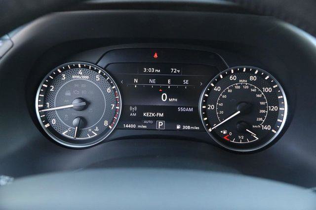 Used 2024 Nissan Armada SL w/ Captain's Chairs Package AWD/4WD image 16