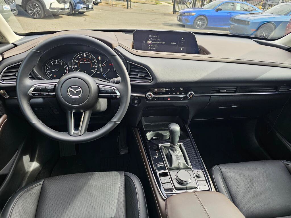 Certified 2025 MAZDA CX-30 AWD 2.5 S w/ Premium Package image 18