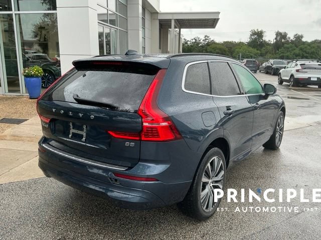 Certified 2022 Volvo XC60 B5 Momentum w/ Protection Package Premier FWD image 8