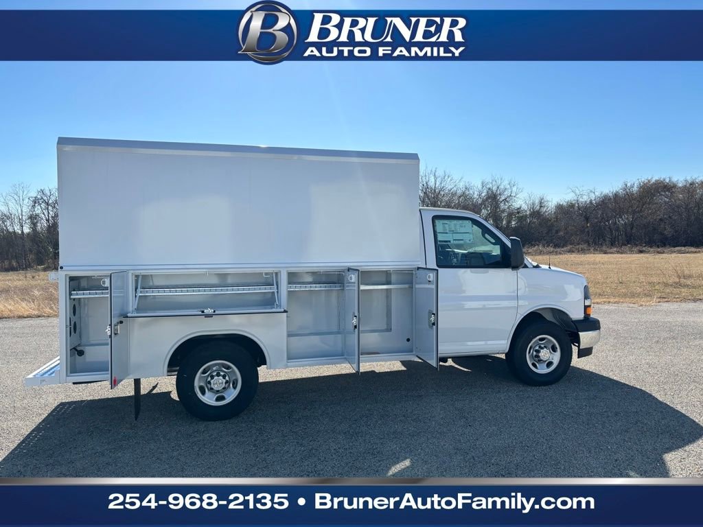 New 2025 Chevrolet Express 3500 w/ Power Convenience Package RWD image 16