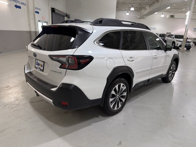 Used 2025 Subaru Outback Limited AWD/4WD image 9