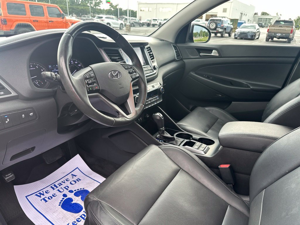 Used 2018 Hyundai Tucson Limited w/ Cargo Package FWD image 26