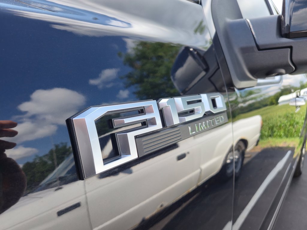 Used 2019 Ford F150 Limited w/ Trailer Tow Package AWD/4WD image 9