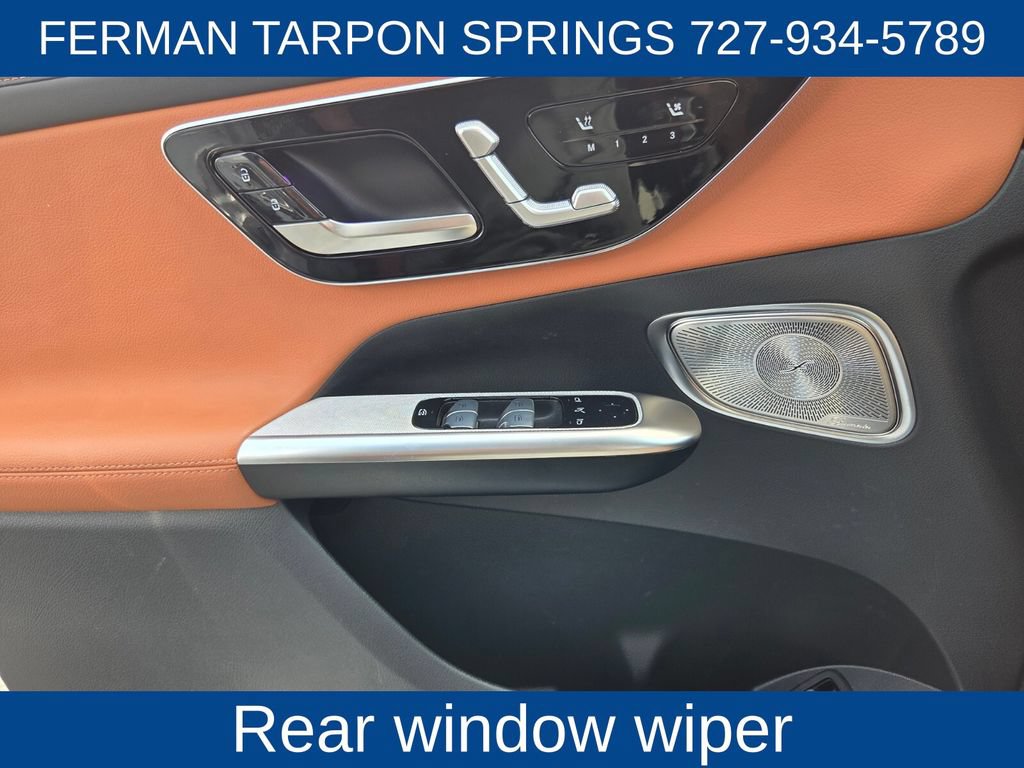 Used 2024 Mercedes-Benz GLC 300 4MATIC image 24
