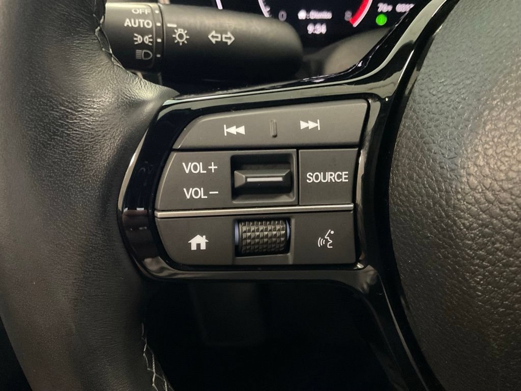 Used 2023 Honda Civic Sport image 13