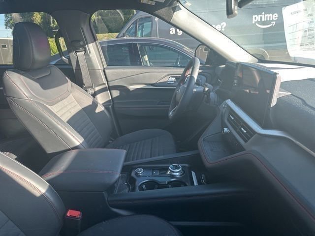 Used 2025 Ford Explorer ST-Line w/ Premium Package AWD/4WD image 6