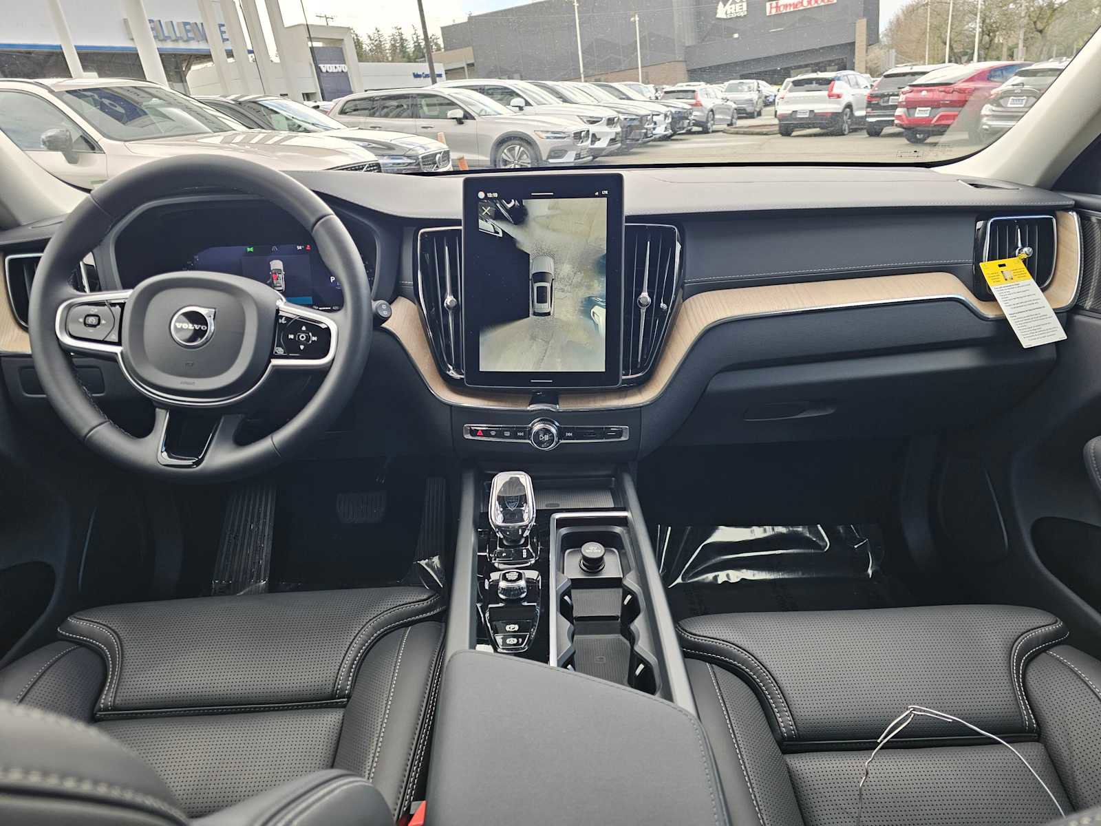 Used 2026 Volvo XC60 B5 Ultra w/ Protection Package Premier AWD/4WD image 18