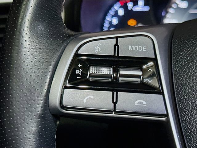 Used 2019 Kia Sorento SX image 35