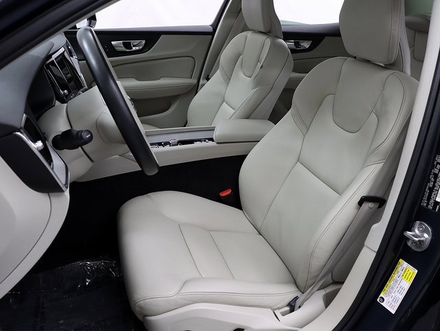 Used 2023 Volvo S60 B5 Plus w/ Climate Package image 9