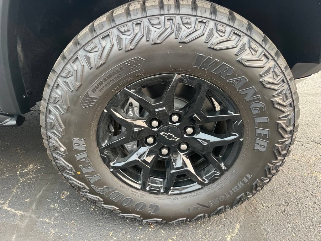 New 2026 Chevrolet Colorado ZR2 w/ Midnight Edition AWD/4WD image 31