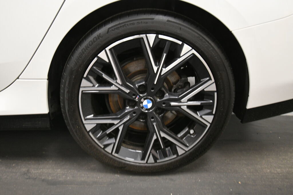 Used 2025 BMW 228i xDrive AWD/4WD image 32