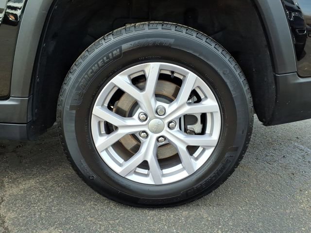 Certified 2022 Jeep Grand Cherokee L Limited image 9