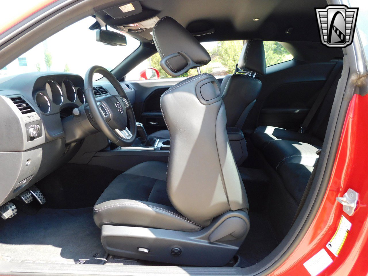 Used 2011 Dodge Challenger SRT8 image 22
