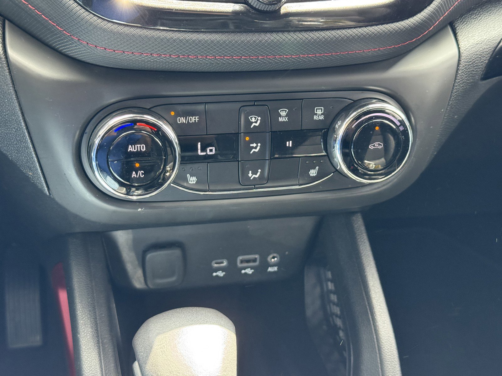 Used 2021 Chevrolet TrailBlazer RS w/ Convenience Package image 16