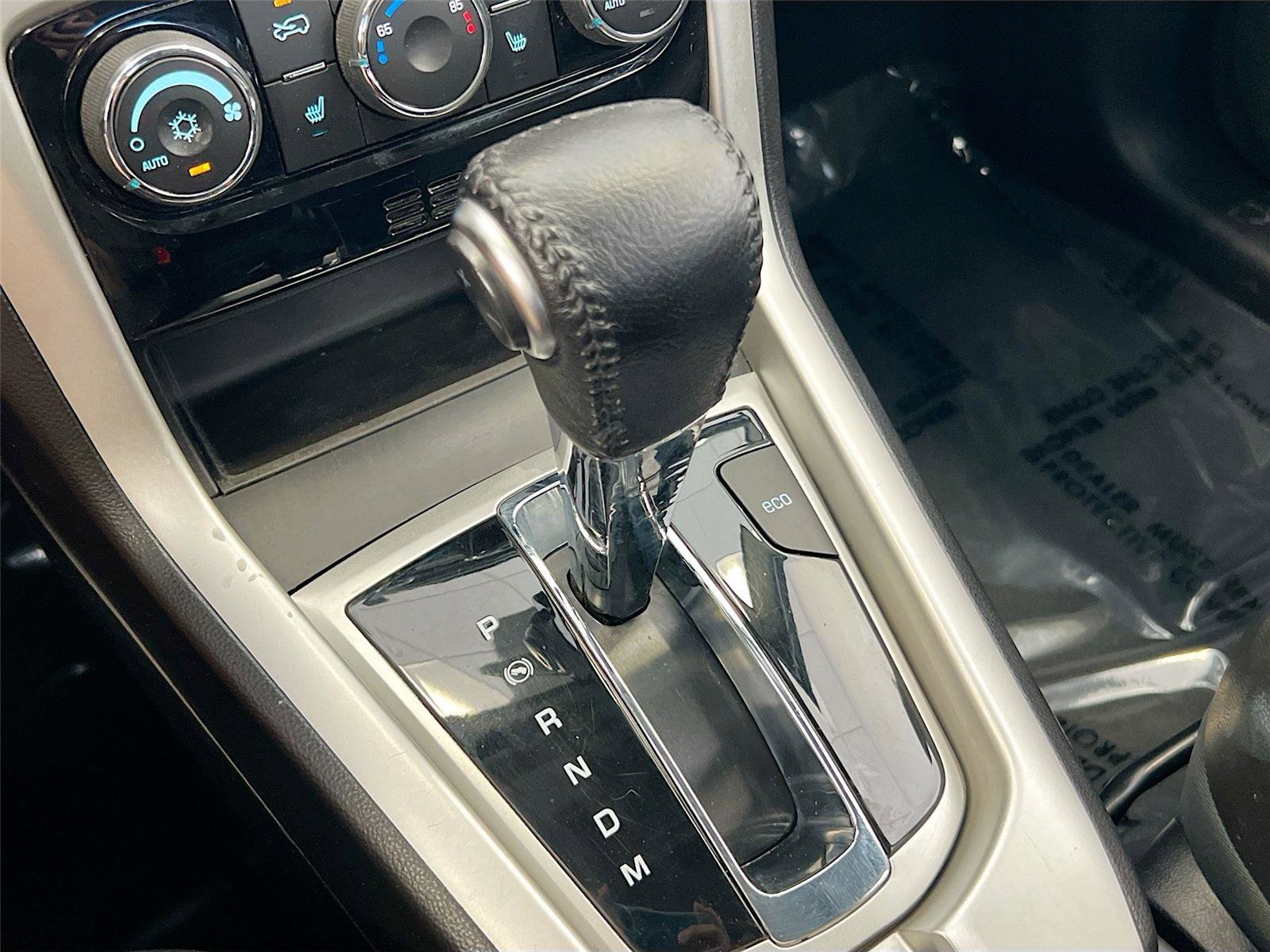 Used 2014 Chevrolet Captiva Sport LT w/ Convenience Package FWD image 15