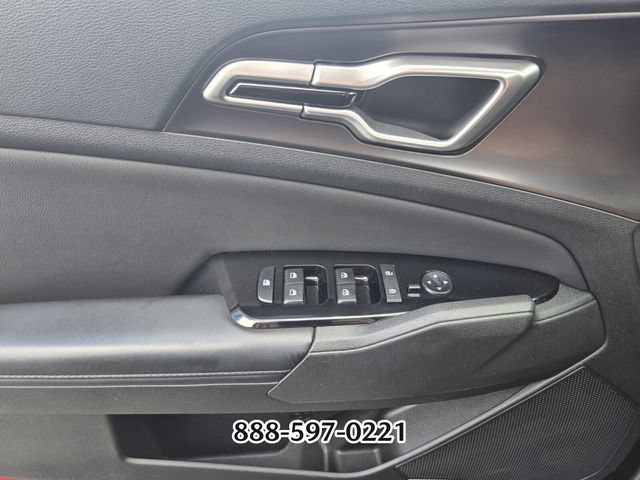 Used 2023 Kia Sportage EX FWD image 32