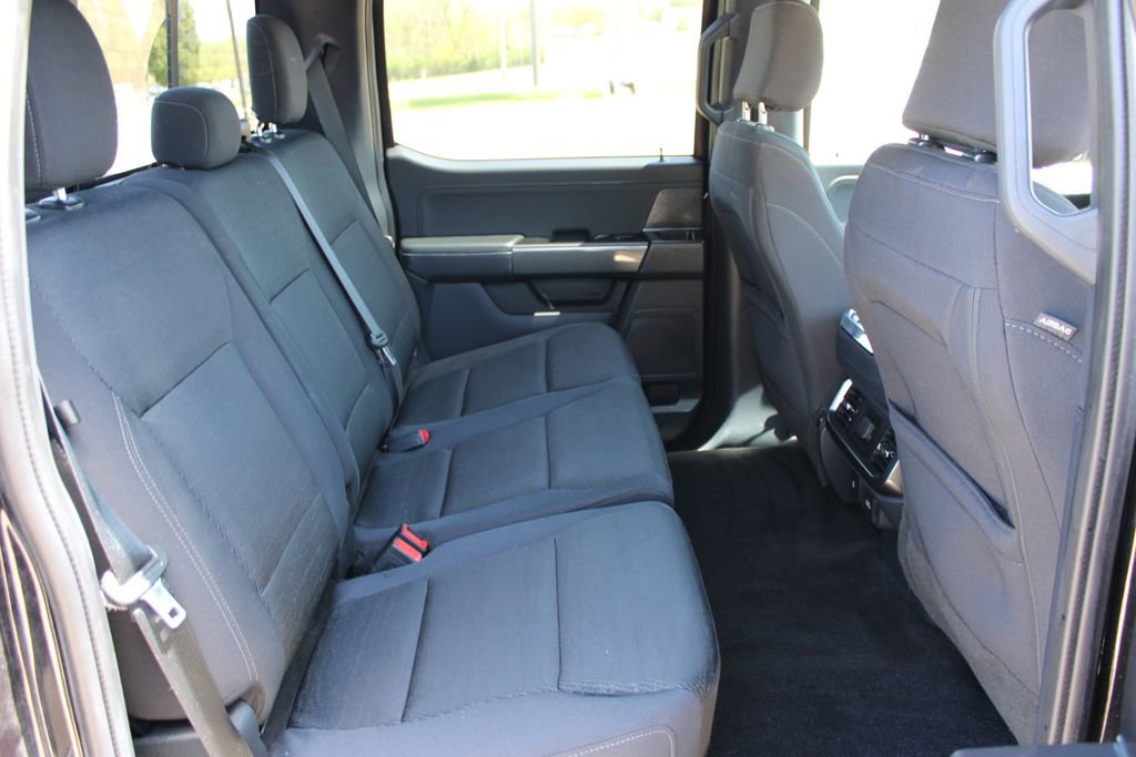 Used 2022 Ford F150 XLT w/ Equipment Group 302A High image 9