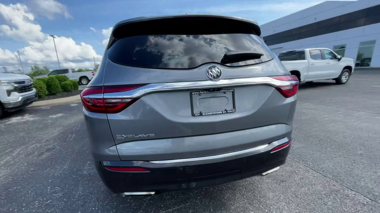 Used 2021 Buick Enclave Premium w/ Surround and Sites Package AWD/4WD image 2