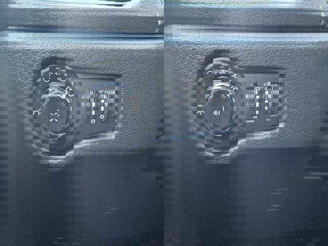 New 2026 Chrysler Pacifica Select image 33