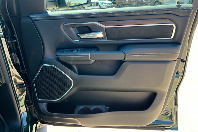 New 2026 RAM 1500 Laramie AWD/4WD image 22