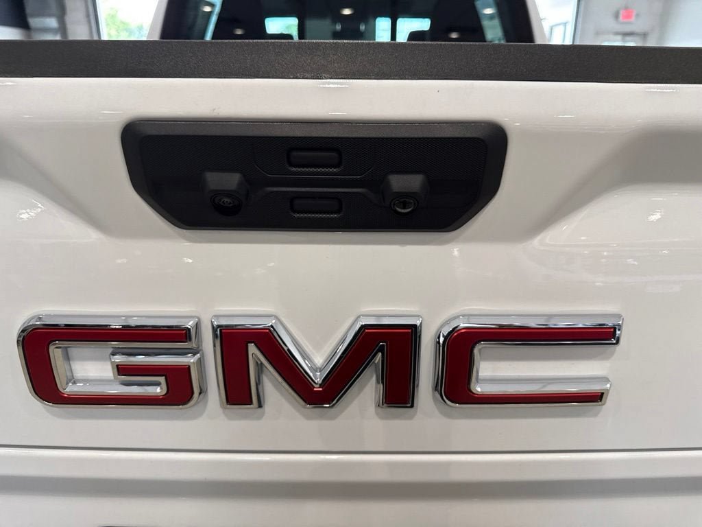 New 2026 GMC Sierra 1500 SLT w/ SLT Premium Plus Package AWD/4WD image 9