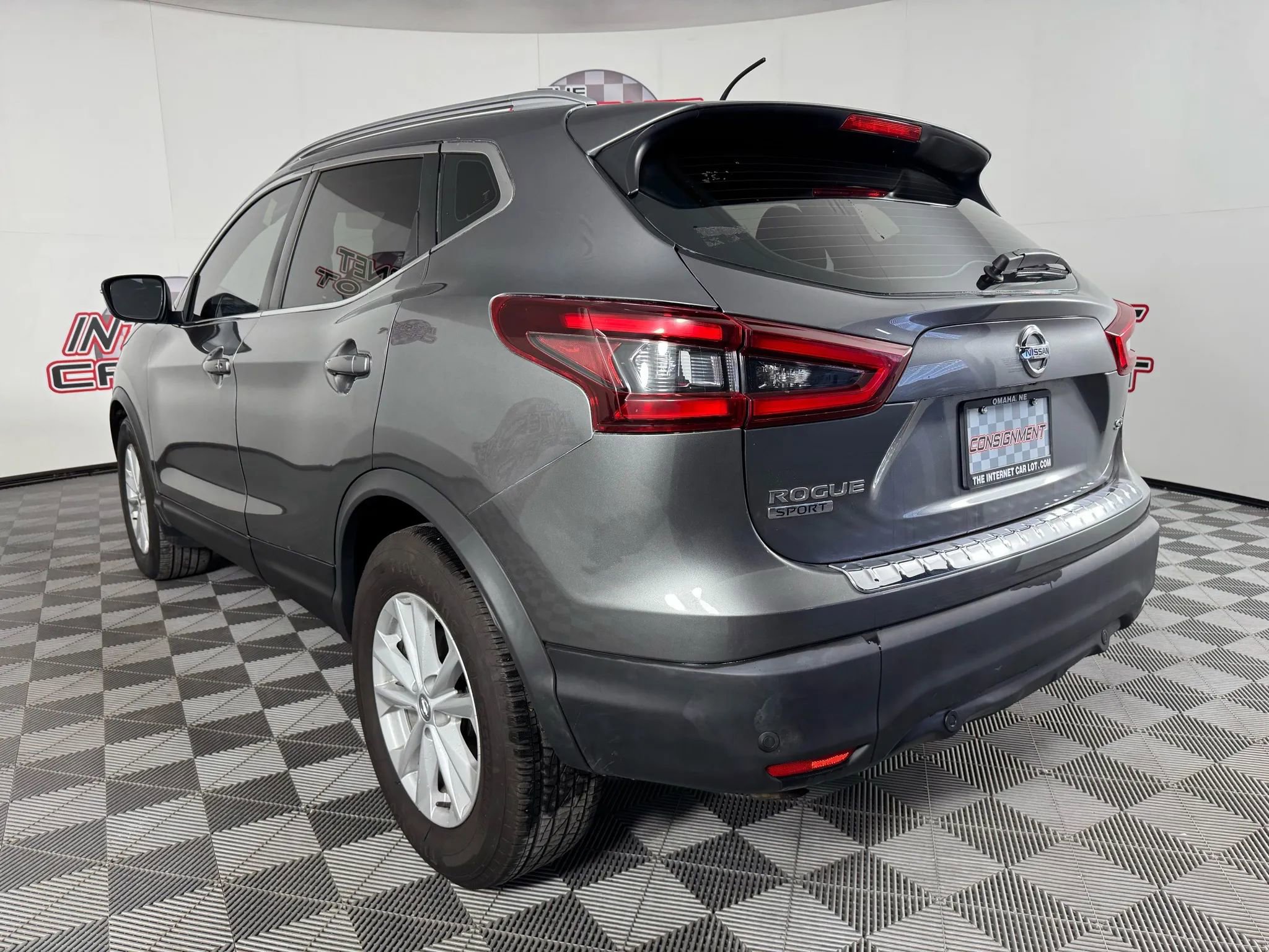 Used 2021 Nissan Rogue Sport SV image 26