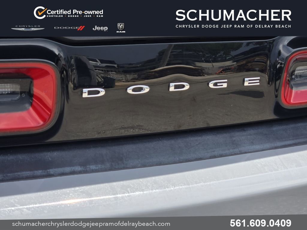 Used 2022 Dodge Challenger R/T Scat Pack RWD image 9