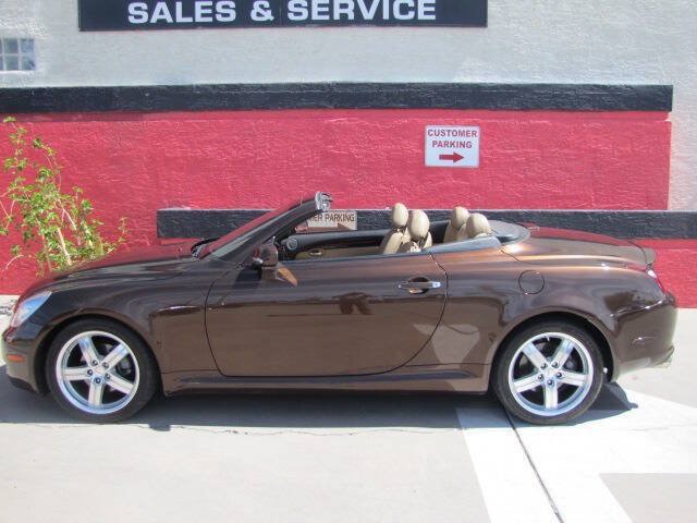 Used 2007 Lexus SC 430 Convertible w/ Preferred Accessory Pkg RWD image 2