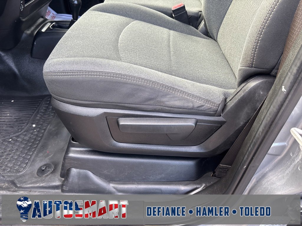 Used 2020 RAM 3500 Tradesman w/ Chrome Appearance Group image 26