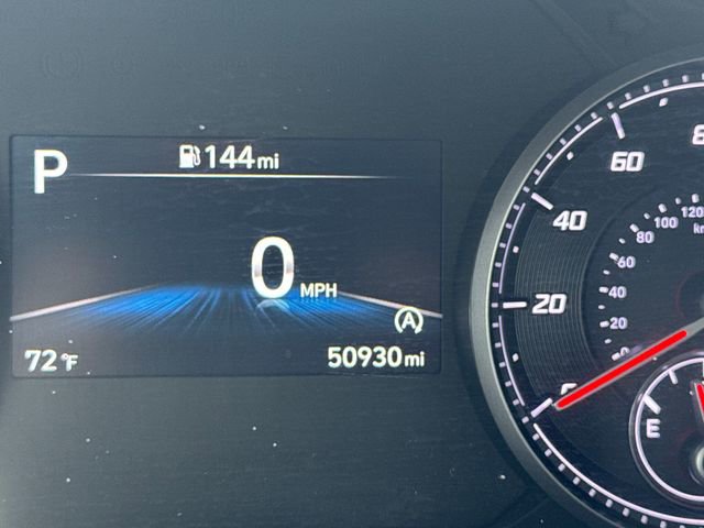 Used 2023 Hyundai Santa Fe SEL image 17