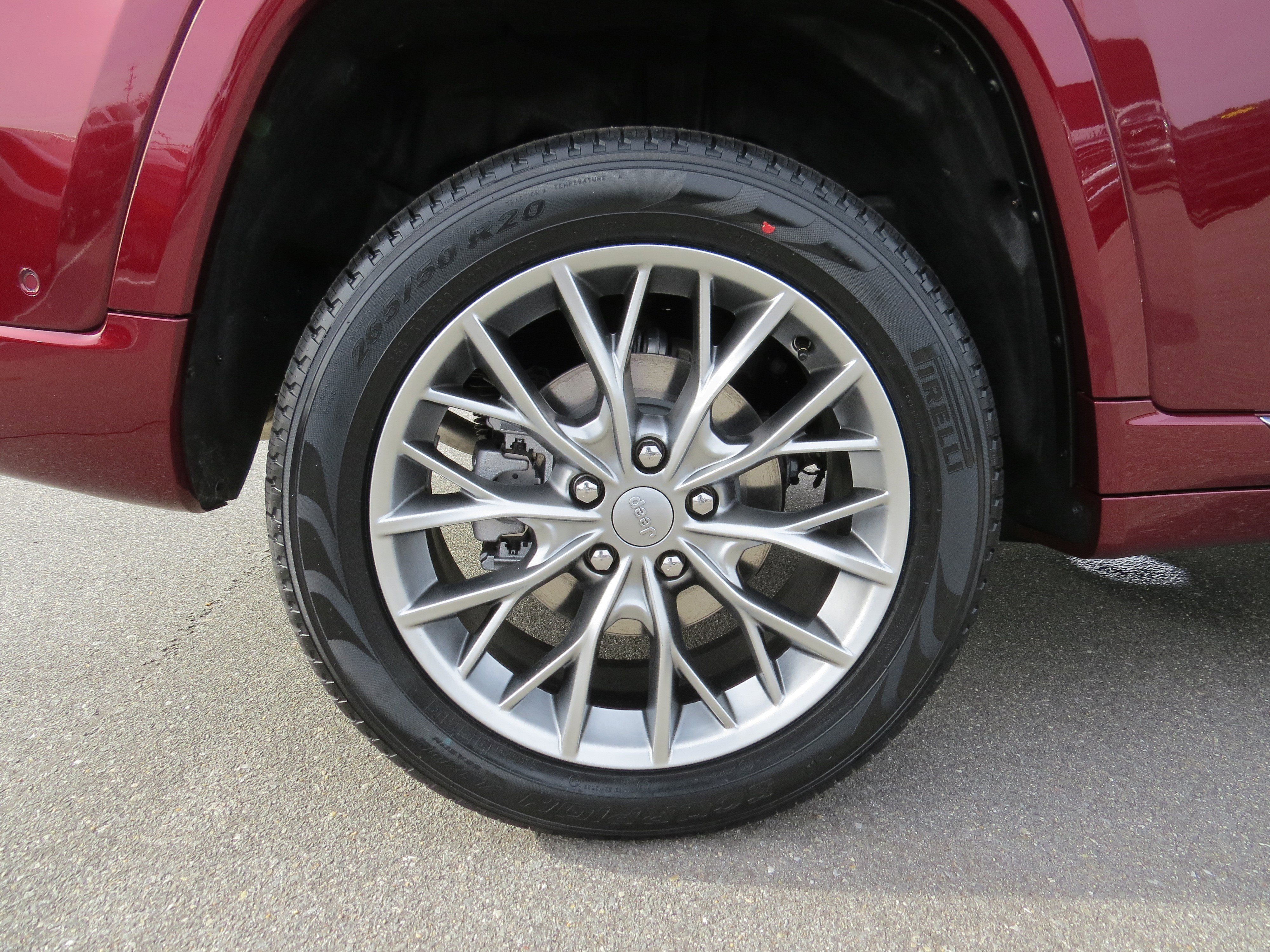 New 2025 Jeep Grand Cherokee Summit image 11