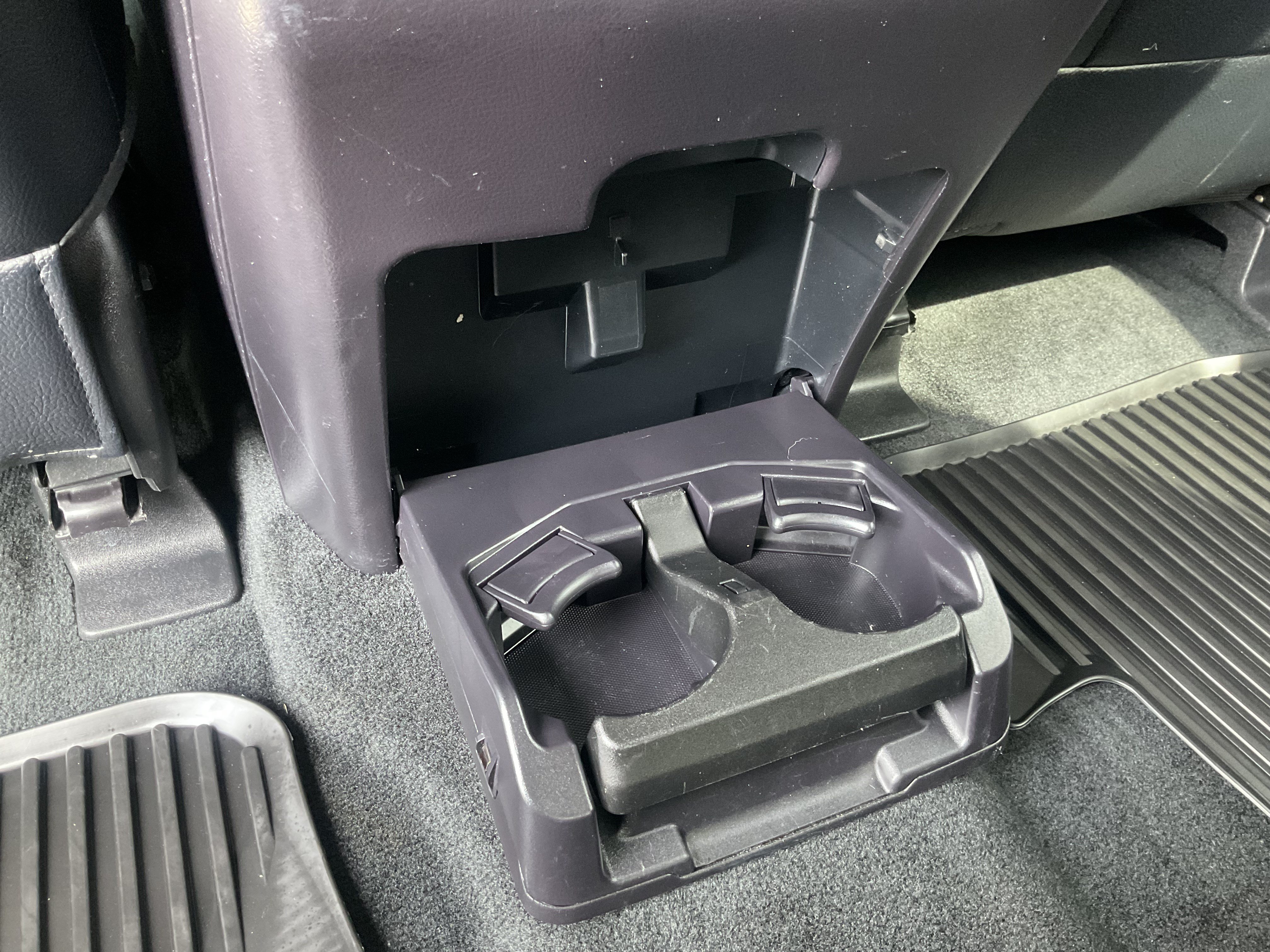 Used 2018 Toyota Sequoia TRD Sport AWD/4WD image 37