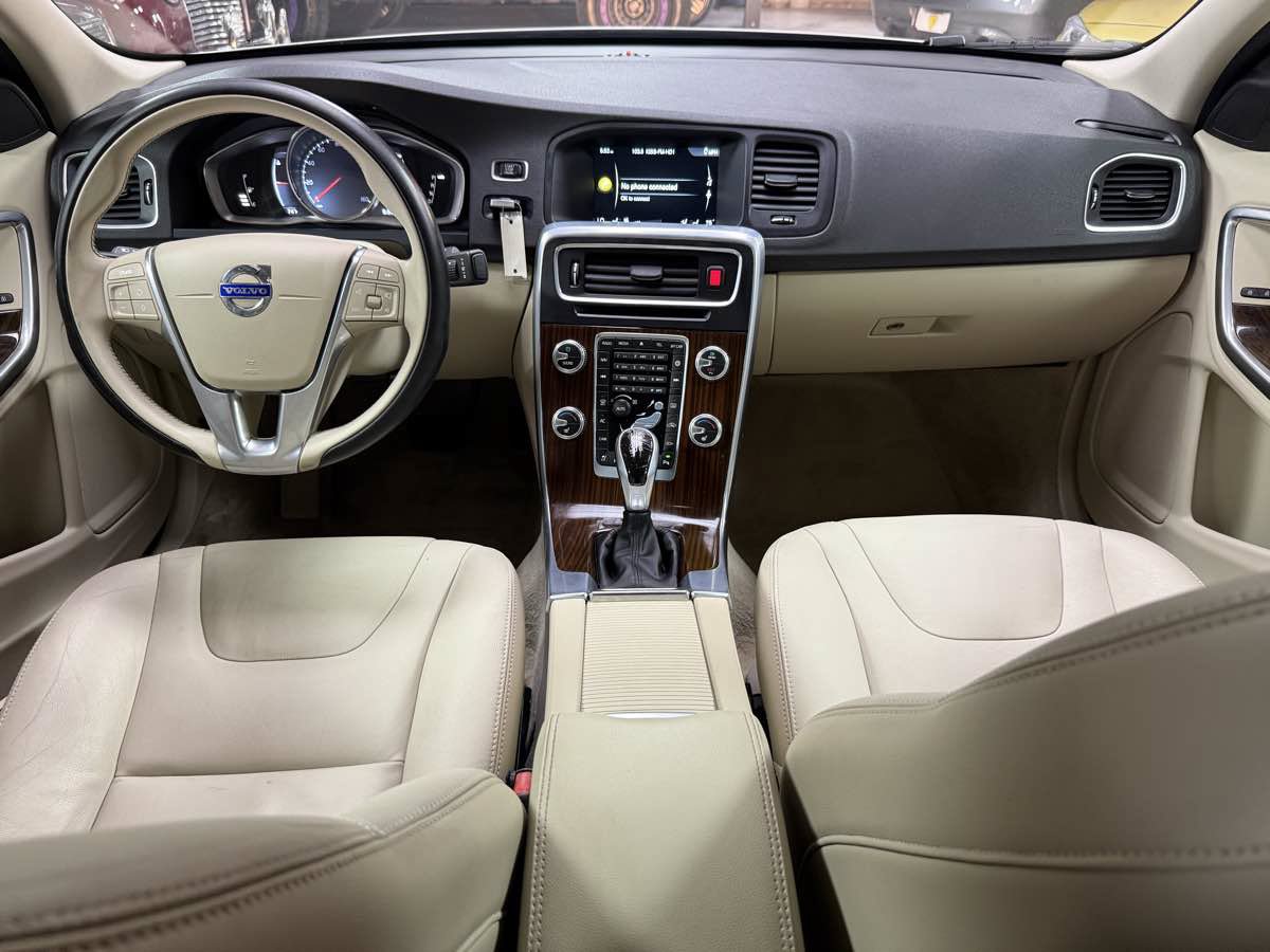 Used 2016 Volvo S60 T5 Premier FWD image 10
