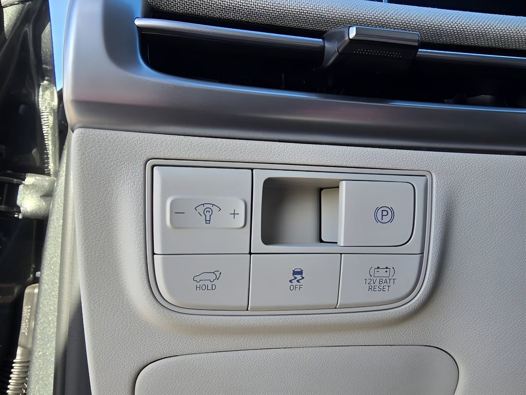 New 2026 Hyundai Tucson Limited image 19