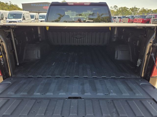 Used 2022 Chevrolet Silverado 1500 Custom RWD image 17