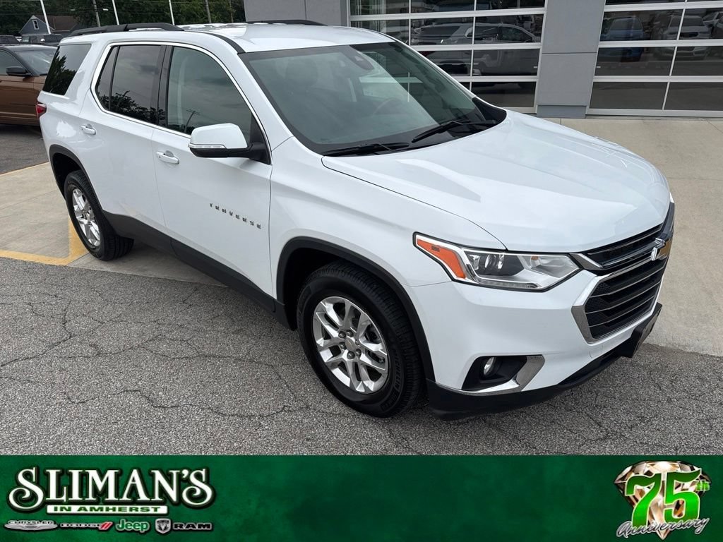 Used 2021 Chevrolet Traverse LT FWD video 1