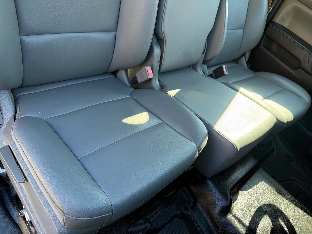 Used 2015 Chevrolet Silverado 3500 W/T image 35