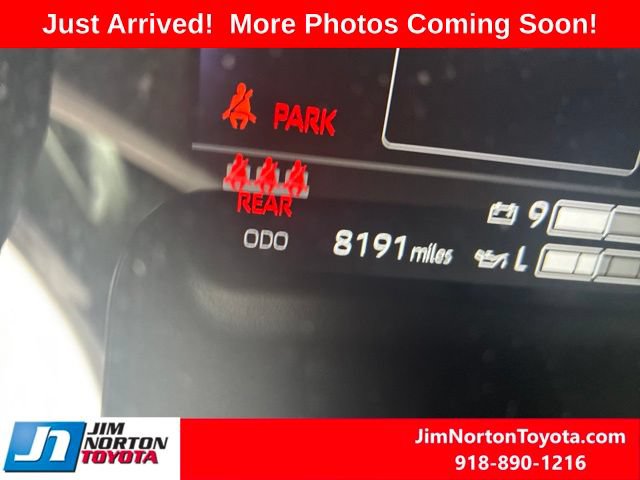 Used 2026 Toyota Tundra Platinum AWD/4WD image 9