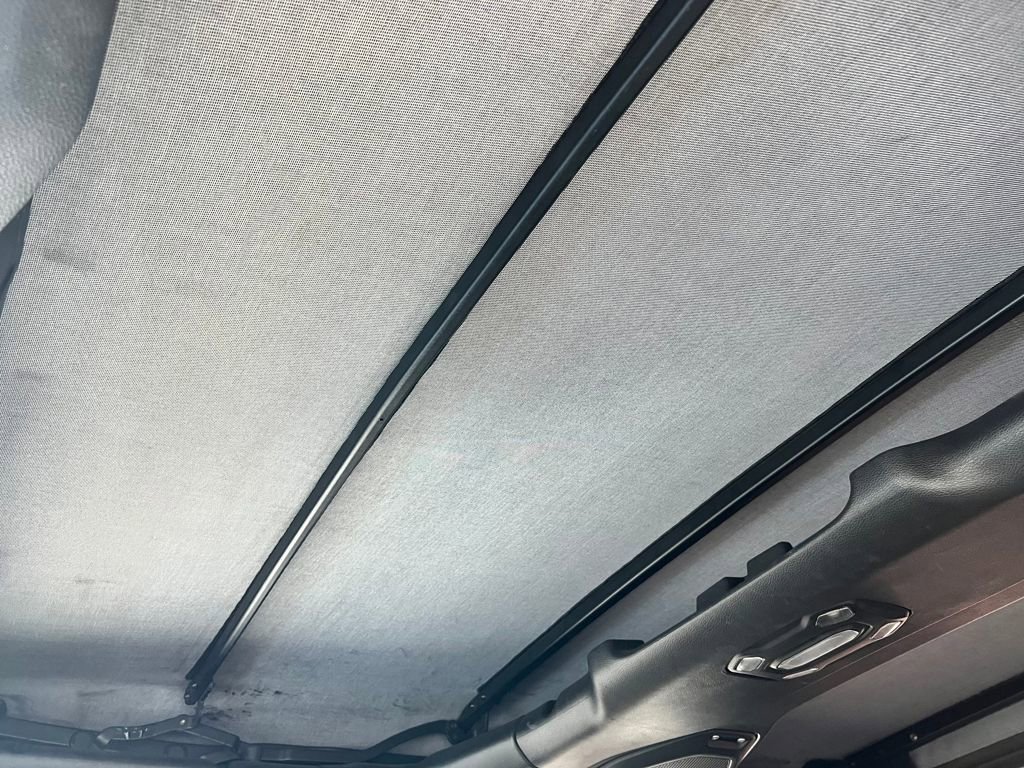 Used 2021 Jeep Gladiator Willys image 22