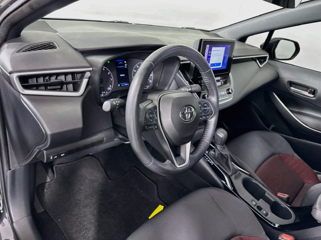 Certified 2024 Toyota Corolla SE FWD image 9