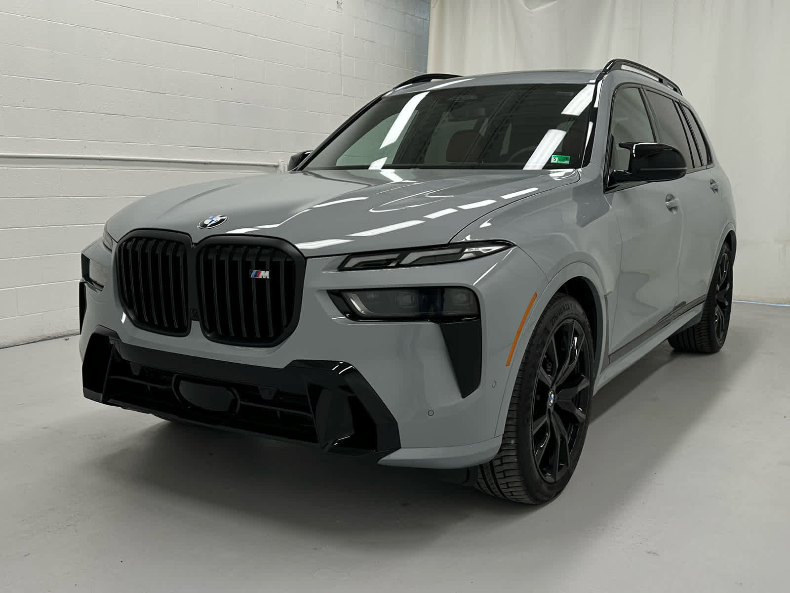 Used 2026 BMW X7 M60i image 2