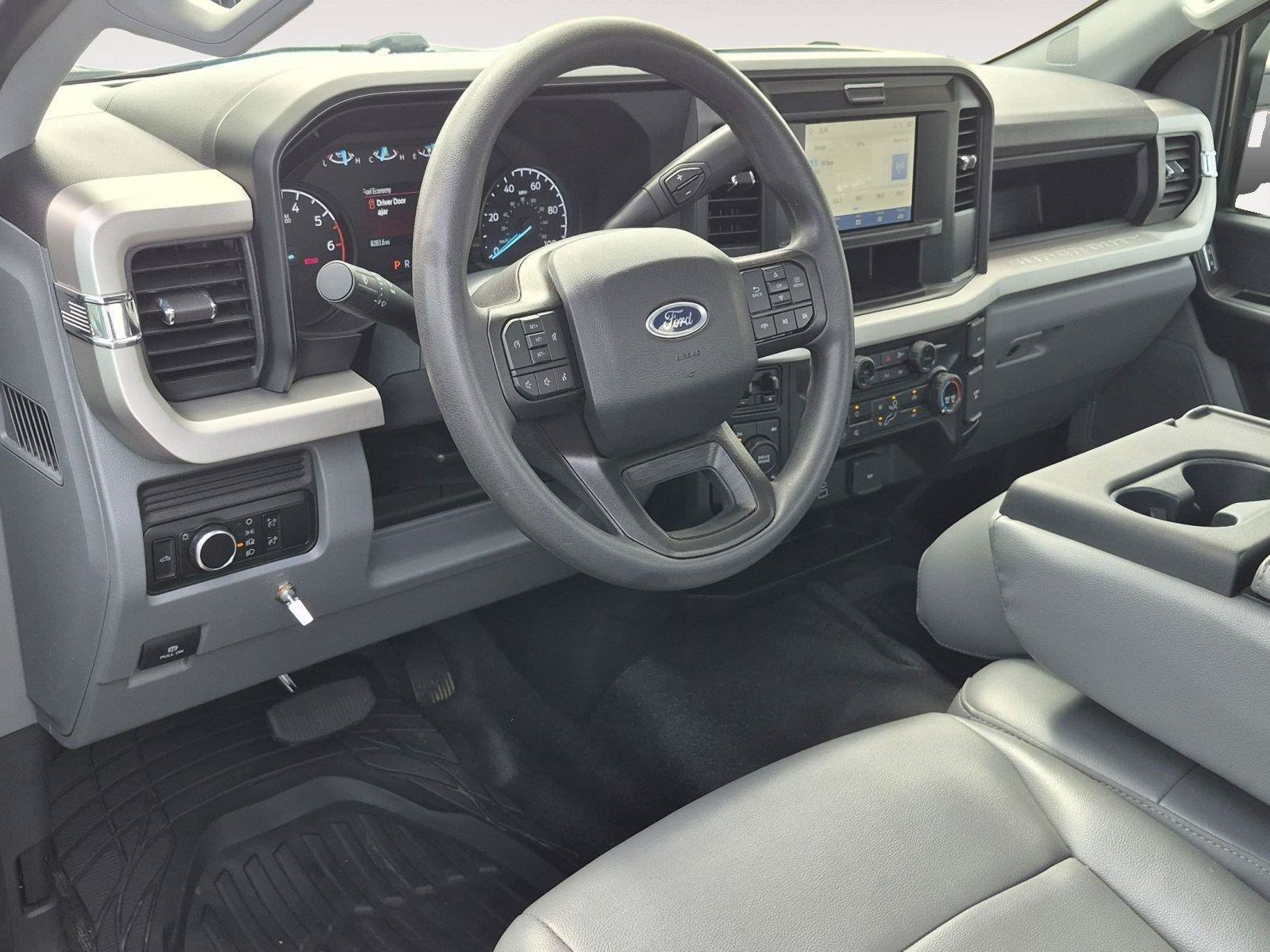 Used 2025 Ford F250 XL AWD/4WD image 33