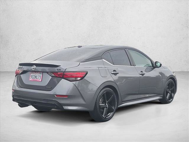 Used 2023 Nissan Sentra SR w/ Midnight Edition Package FWD image 5