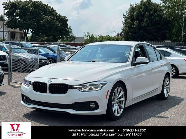 Used 2018 BMW 320i xDrive Sedan