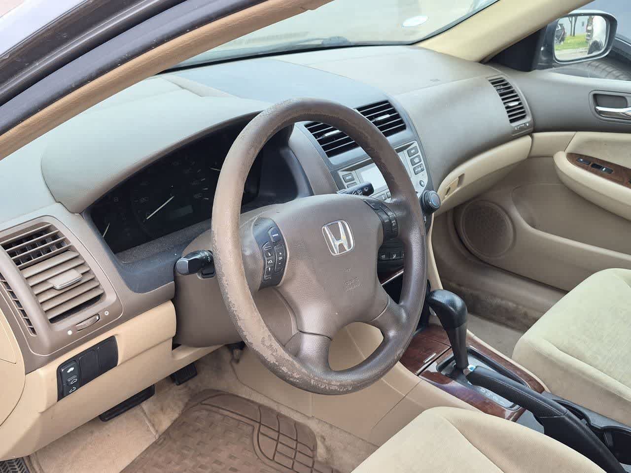 Used 2006 Honda Accord EX image 2